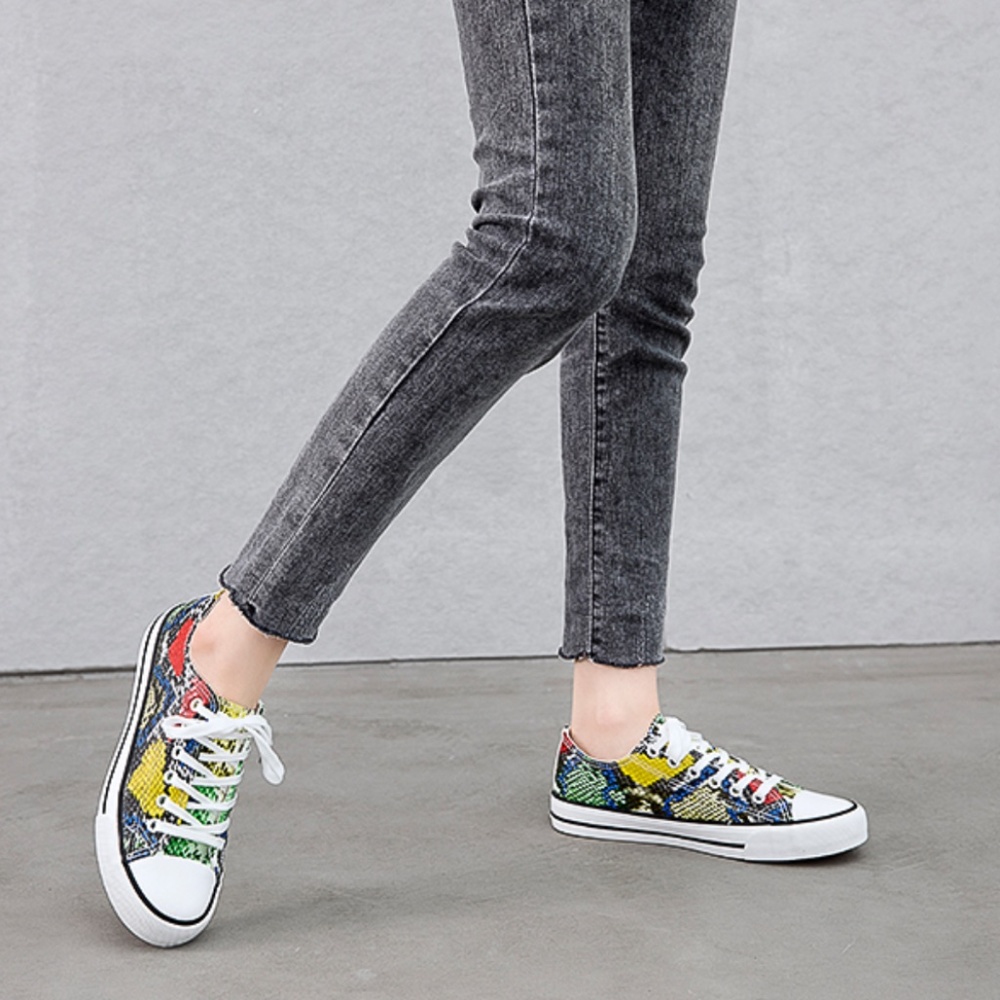 Leopard Snake Print Low Cut Lace Up Era Sneakers - Picture 13 of 15